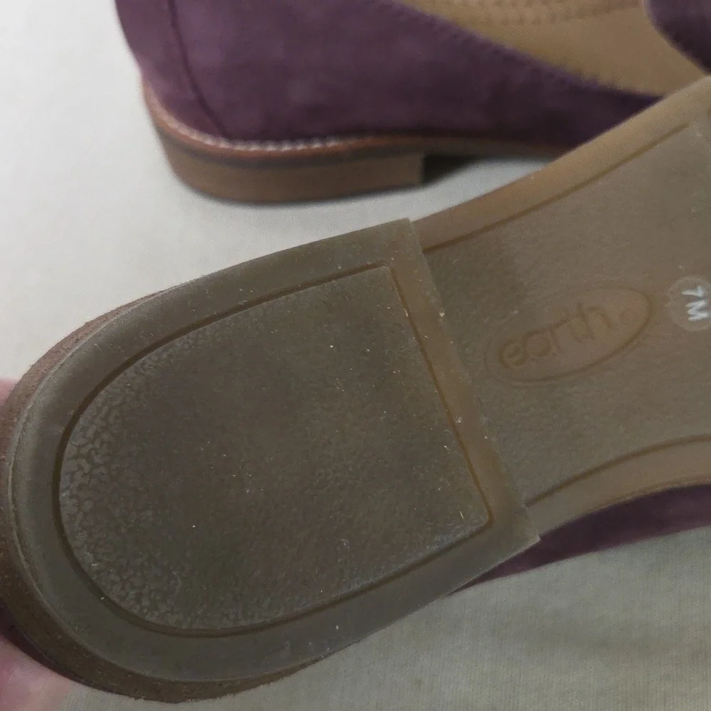 Earth Women's Burgundy Leather Loafers Size 7M